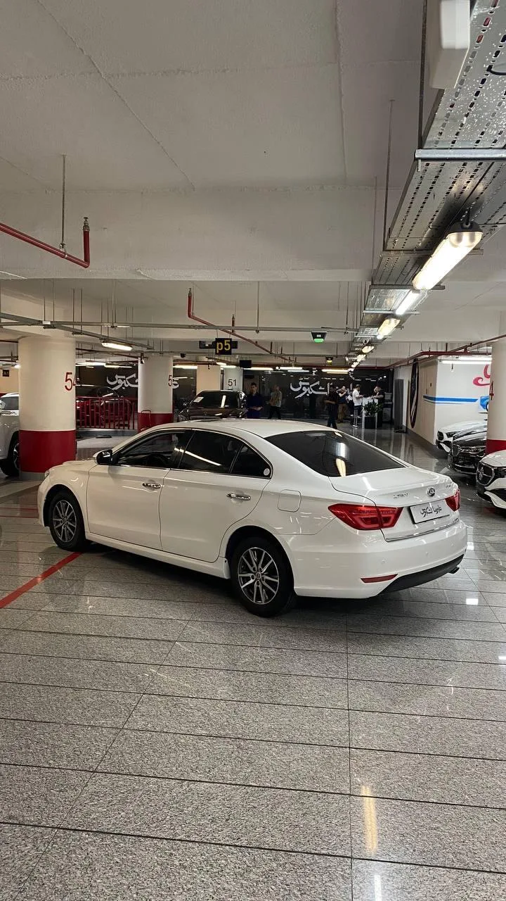 لیفان  820 2