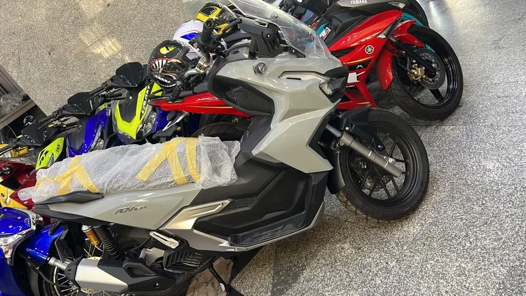 هوندا  ADV 160 4