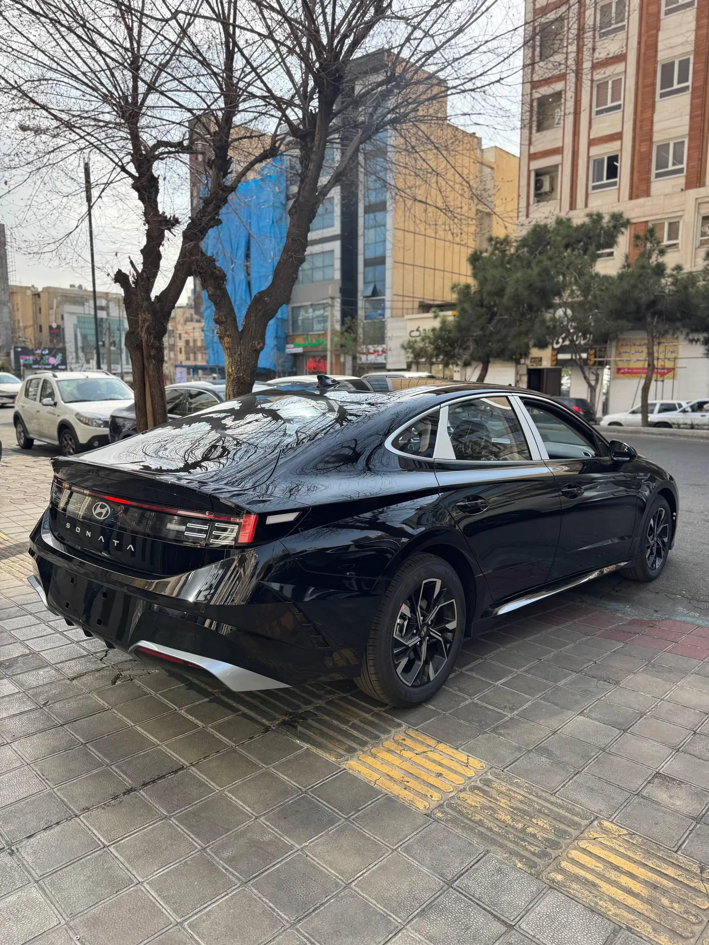هیوندای  سوناتا 10