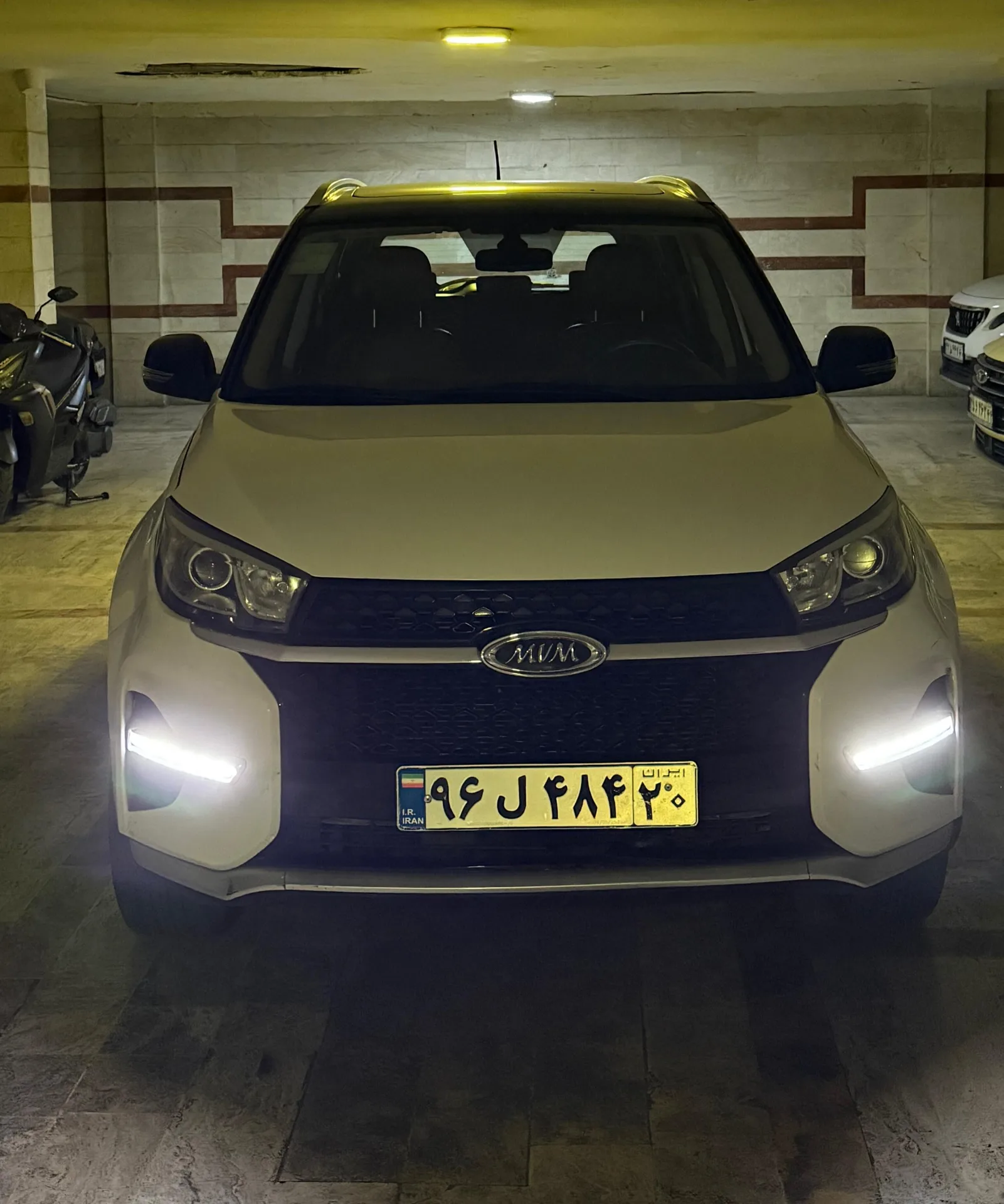 ام وی ام X33 S