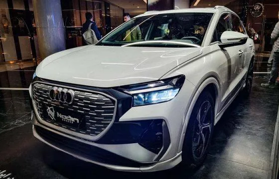 آئودی Q4 e-tron