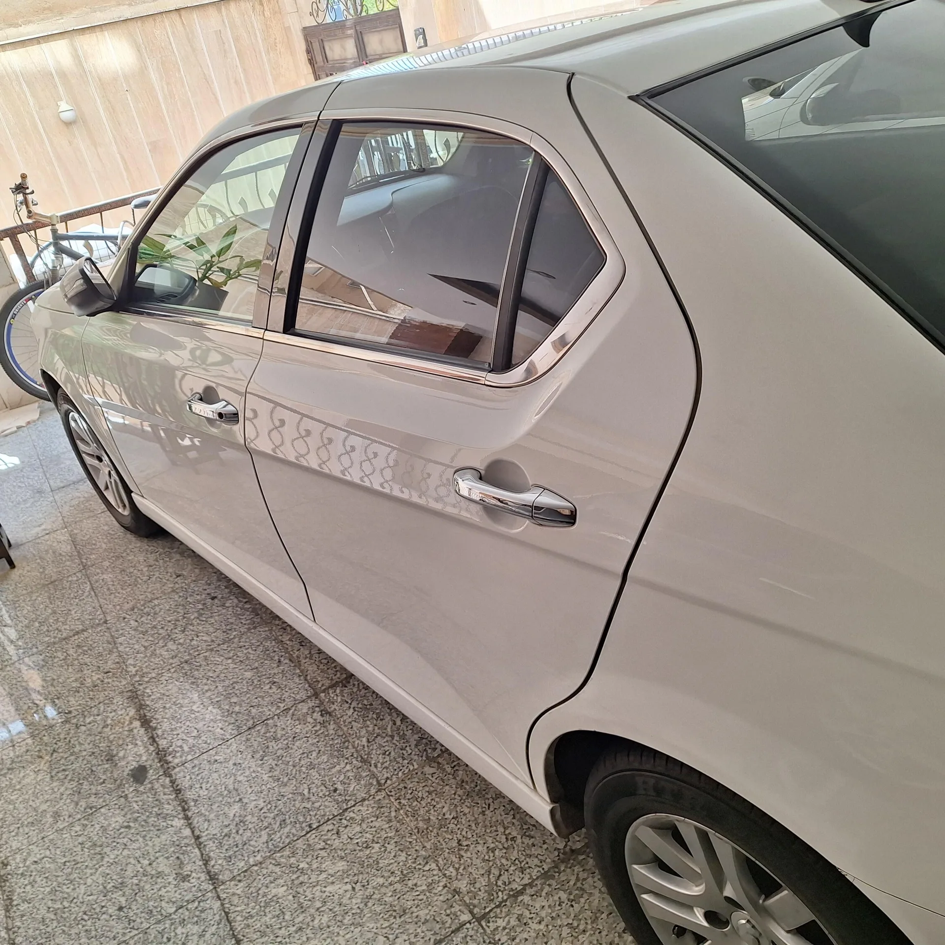 دنا  پلاس EF7 2