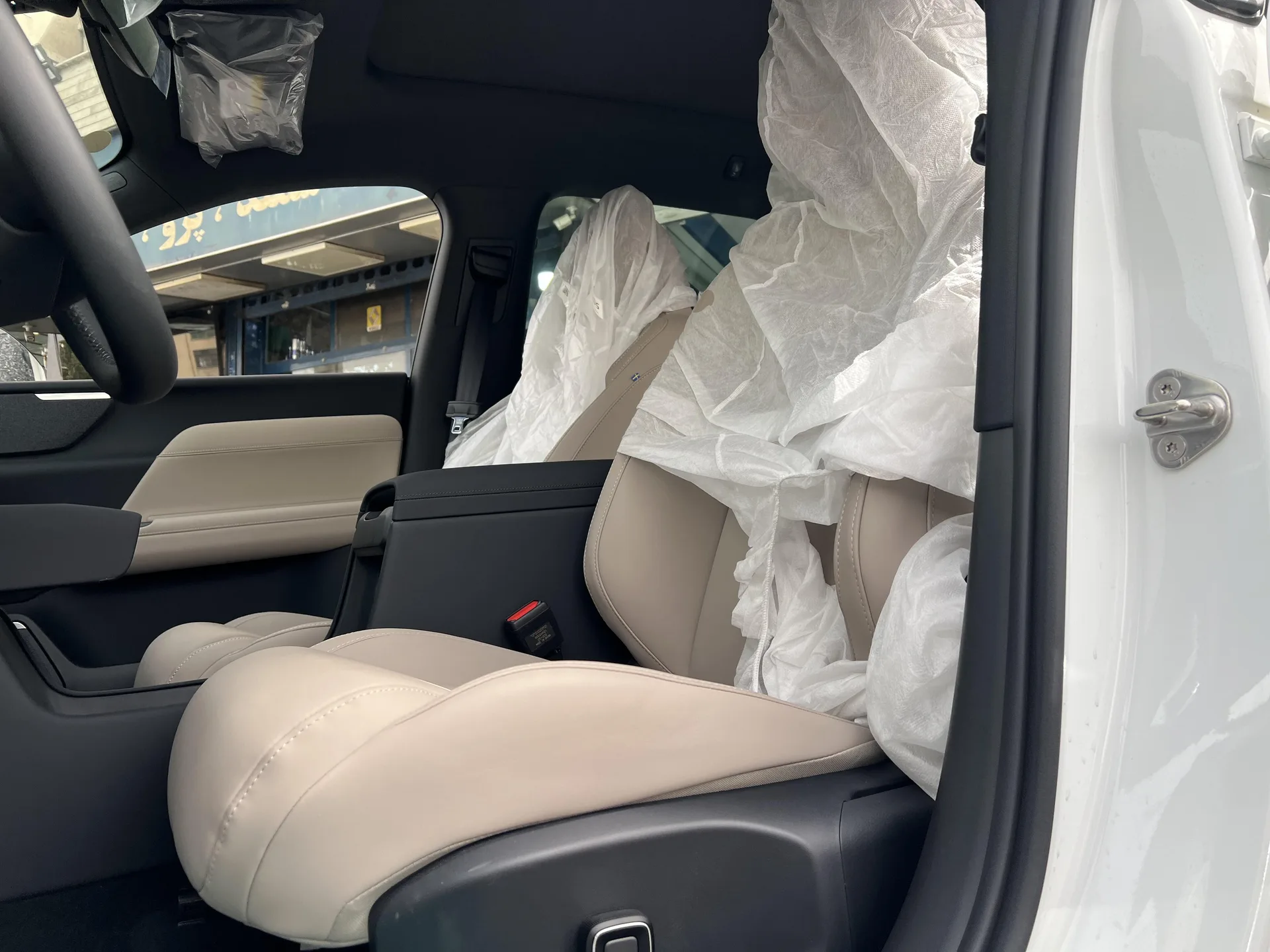 ولوو  XC70 23