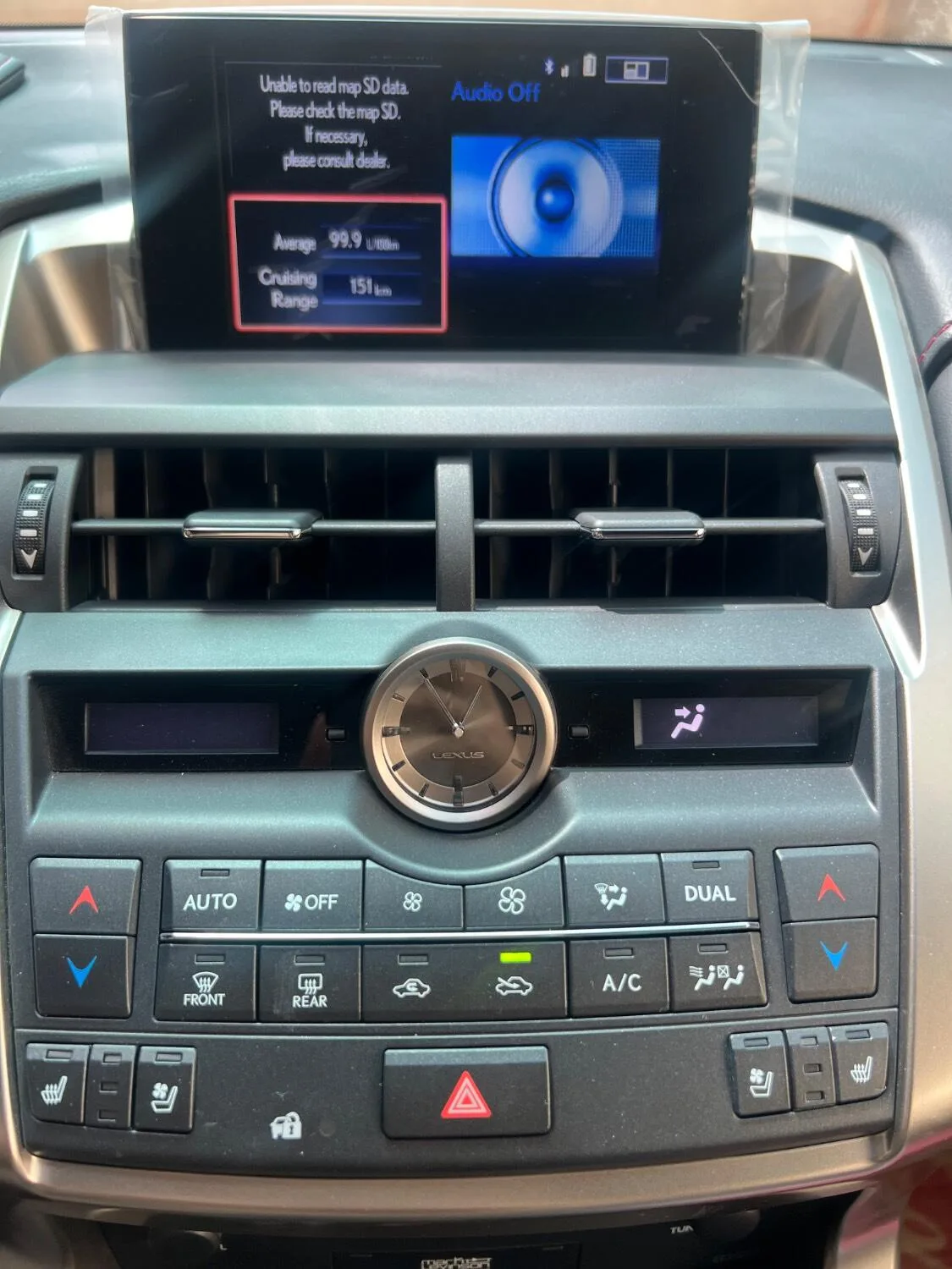 لکسوس  NX 4