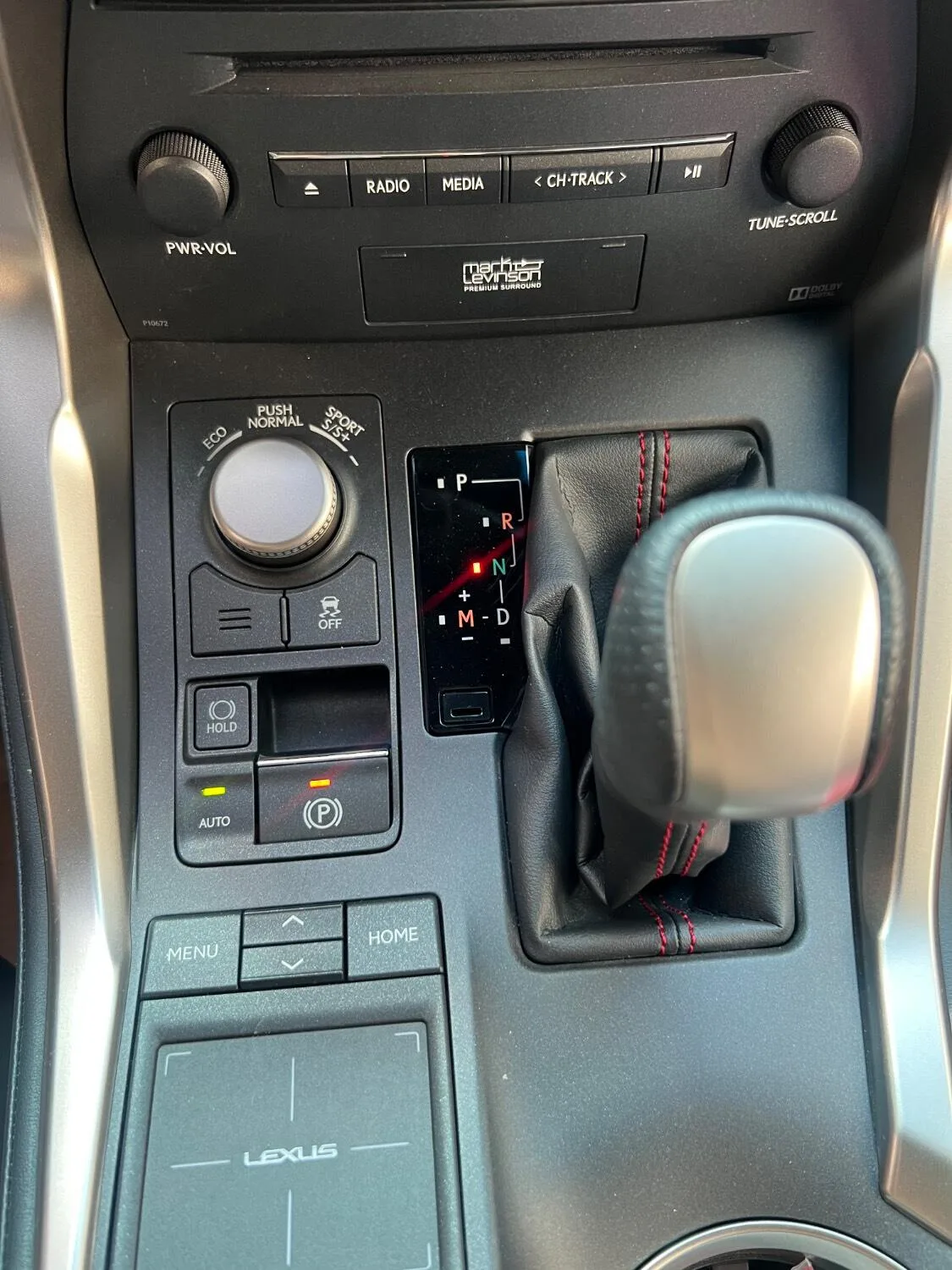 لکسوس  NX 8