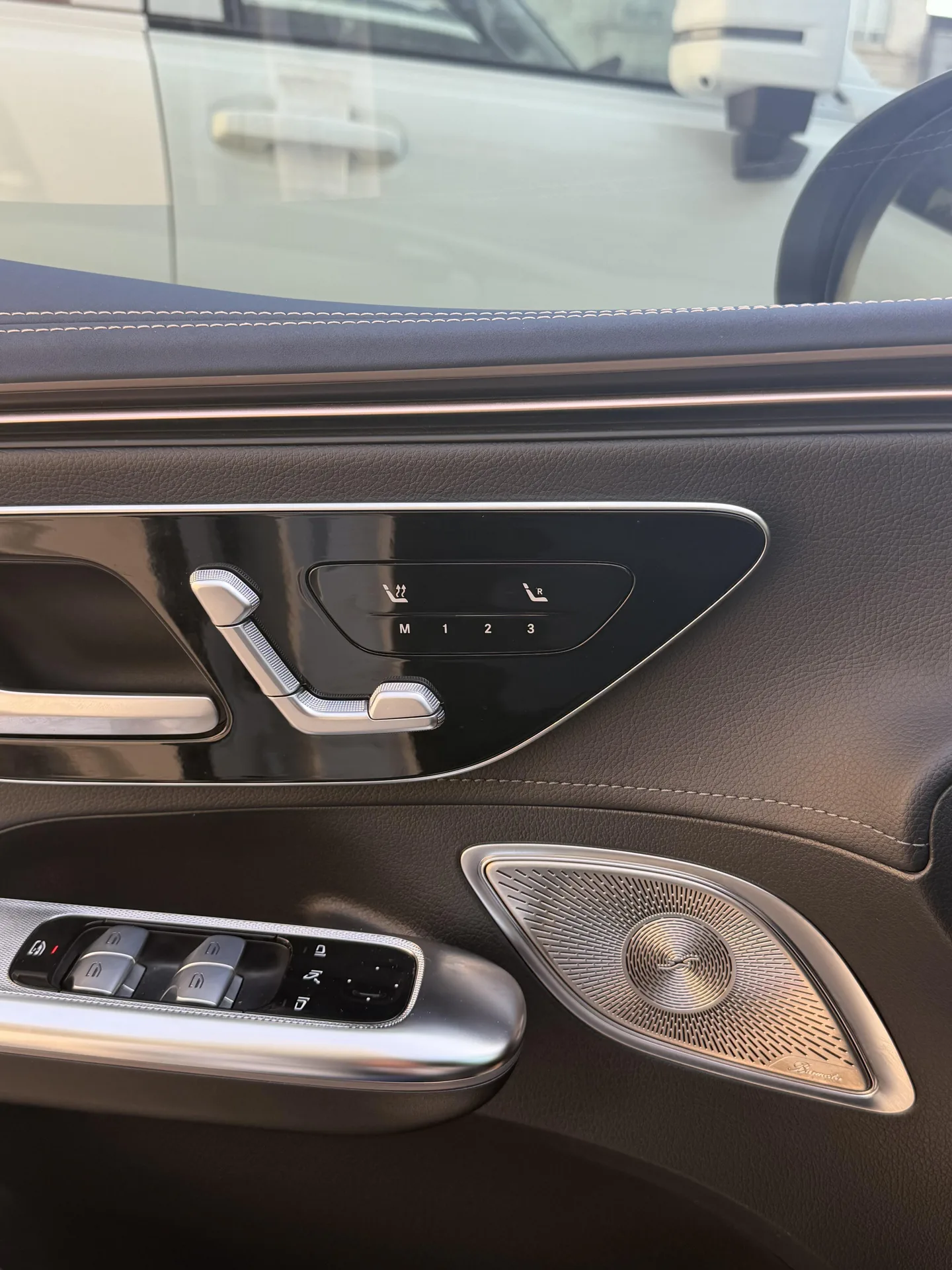 بنز  EQE Sedan 3