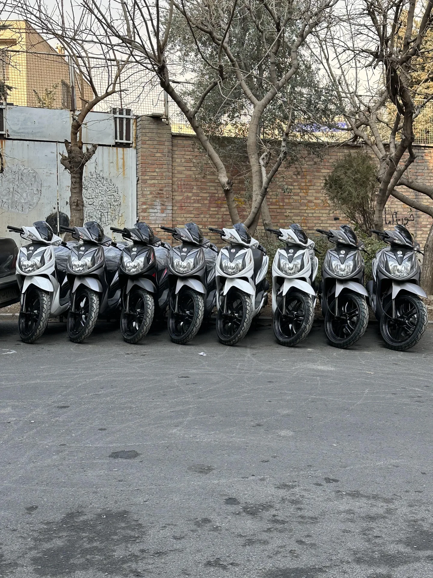 اس وای ام  گلکسی SR 200 2