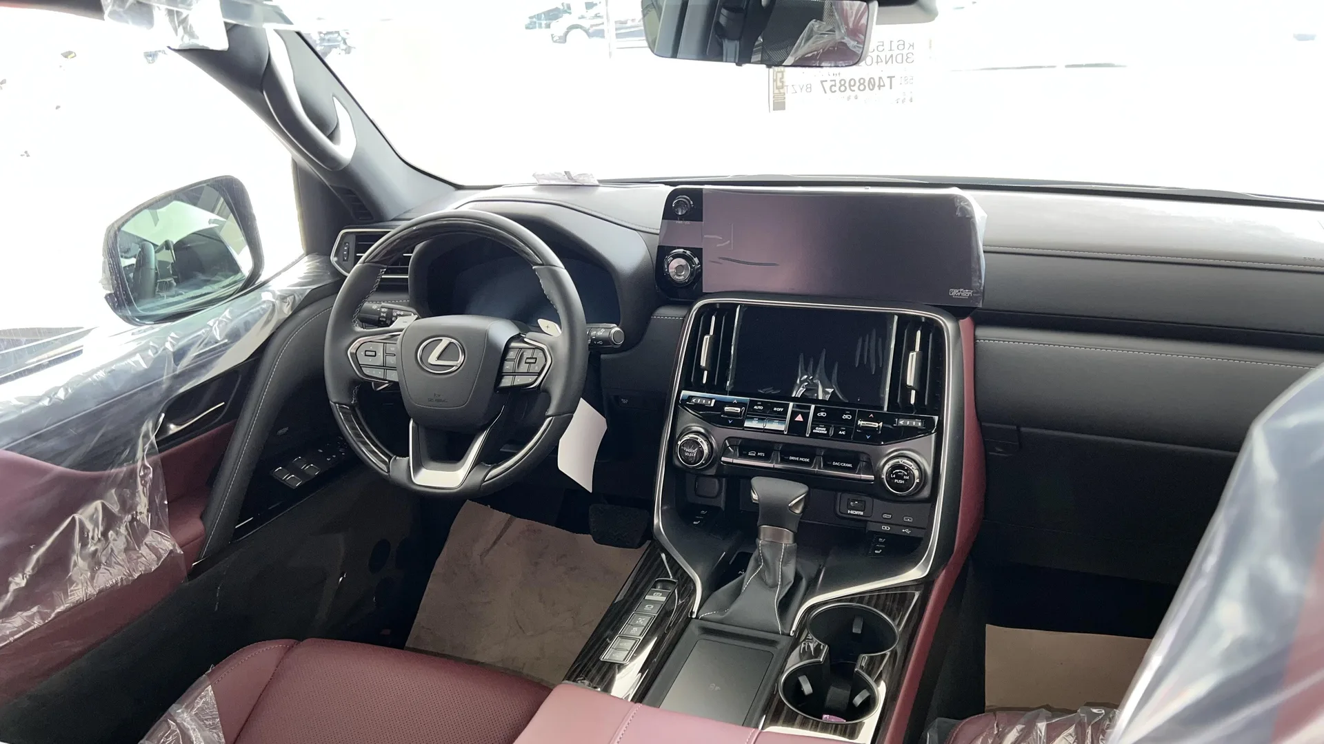 لکسوس  LX 4