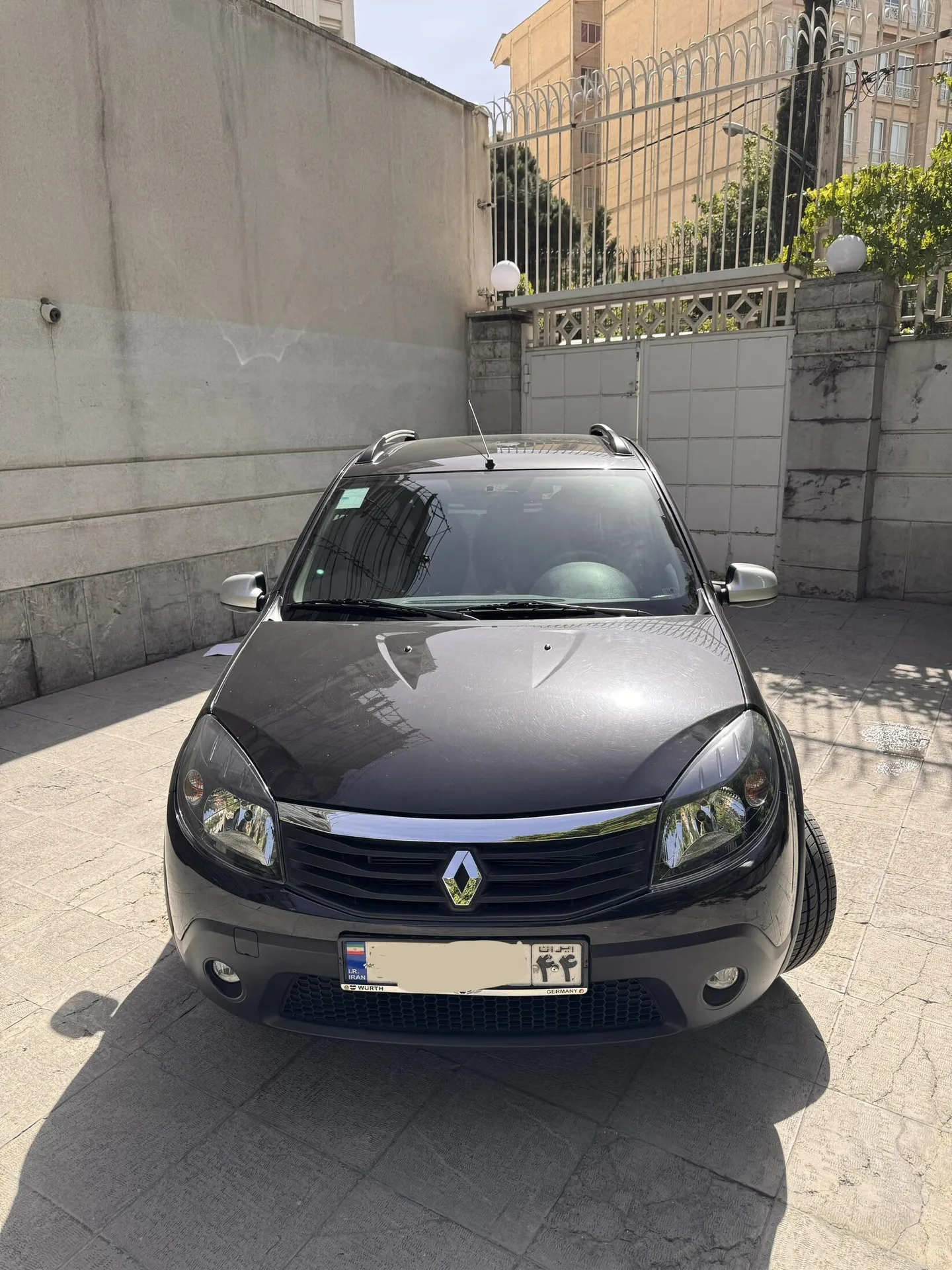 رنو ساندرو استپ وی
