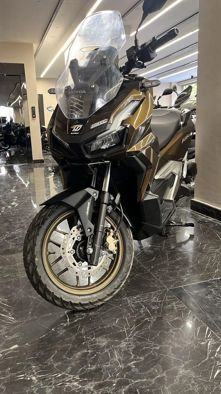 هوندا  ADV 160 3