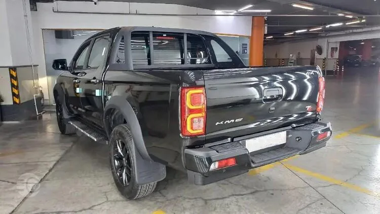 کی ام سی  T8 3