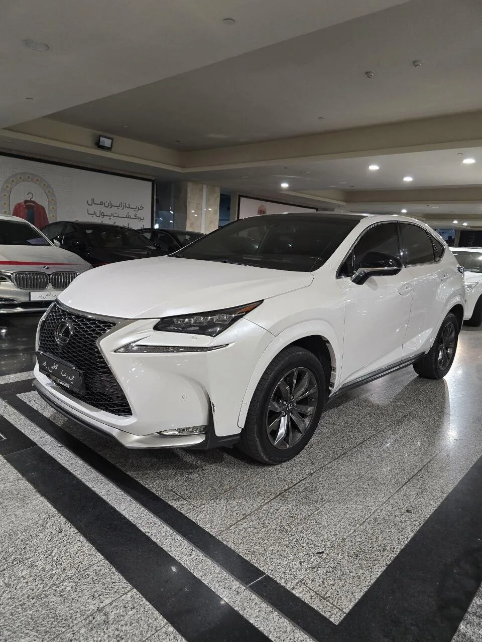 لکسوس  NX 2