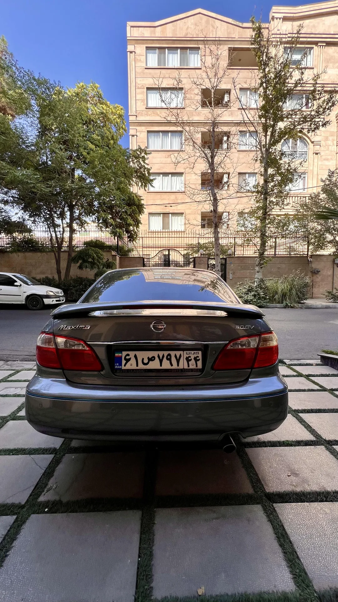 نیسان  ماکسیما 4
