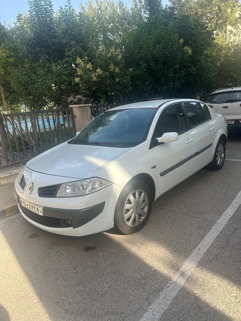 رنو مگان (مونتاژ)