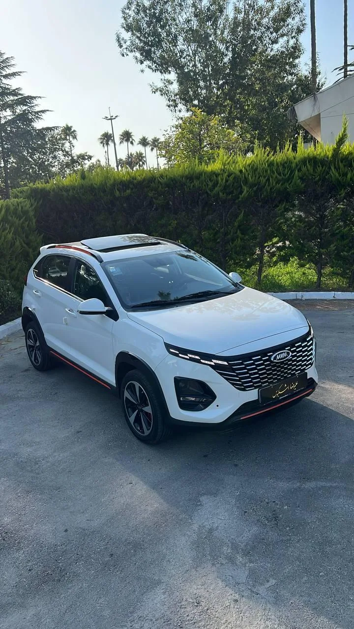 ام وی ام X33 کراس