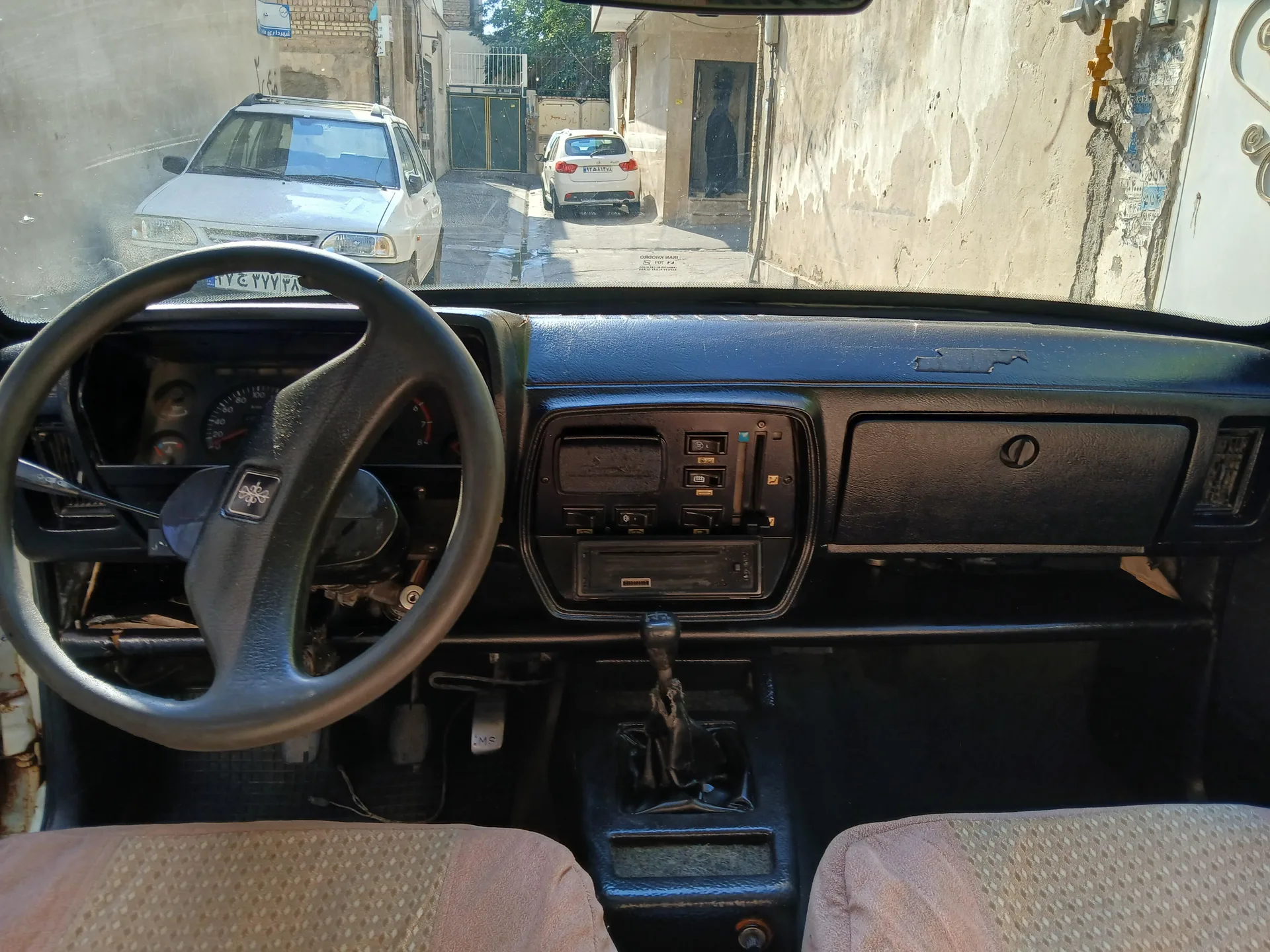 پیکان  سدان 4