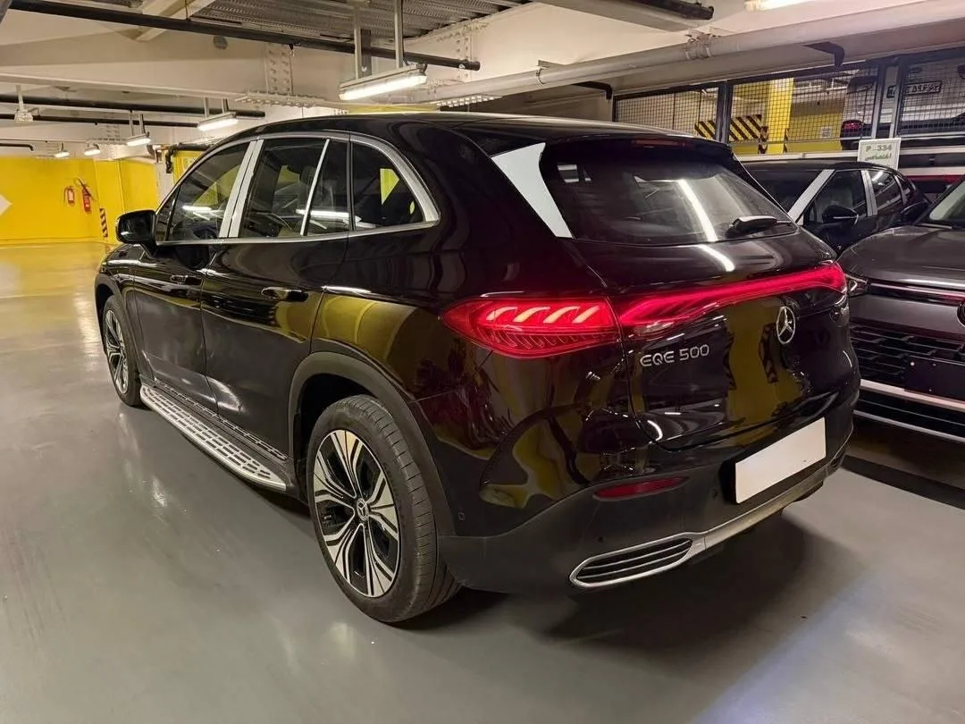 بنز  EQE SUV 2