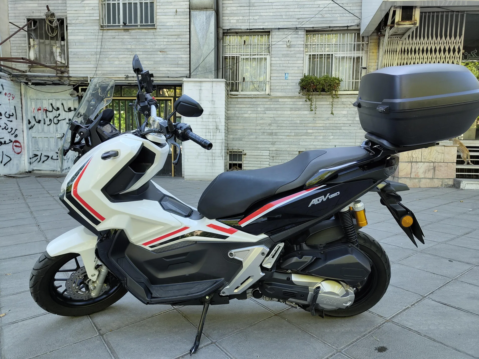 کویر موتور  AGV 150 4