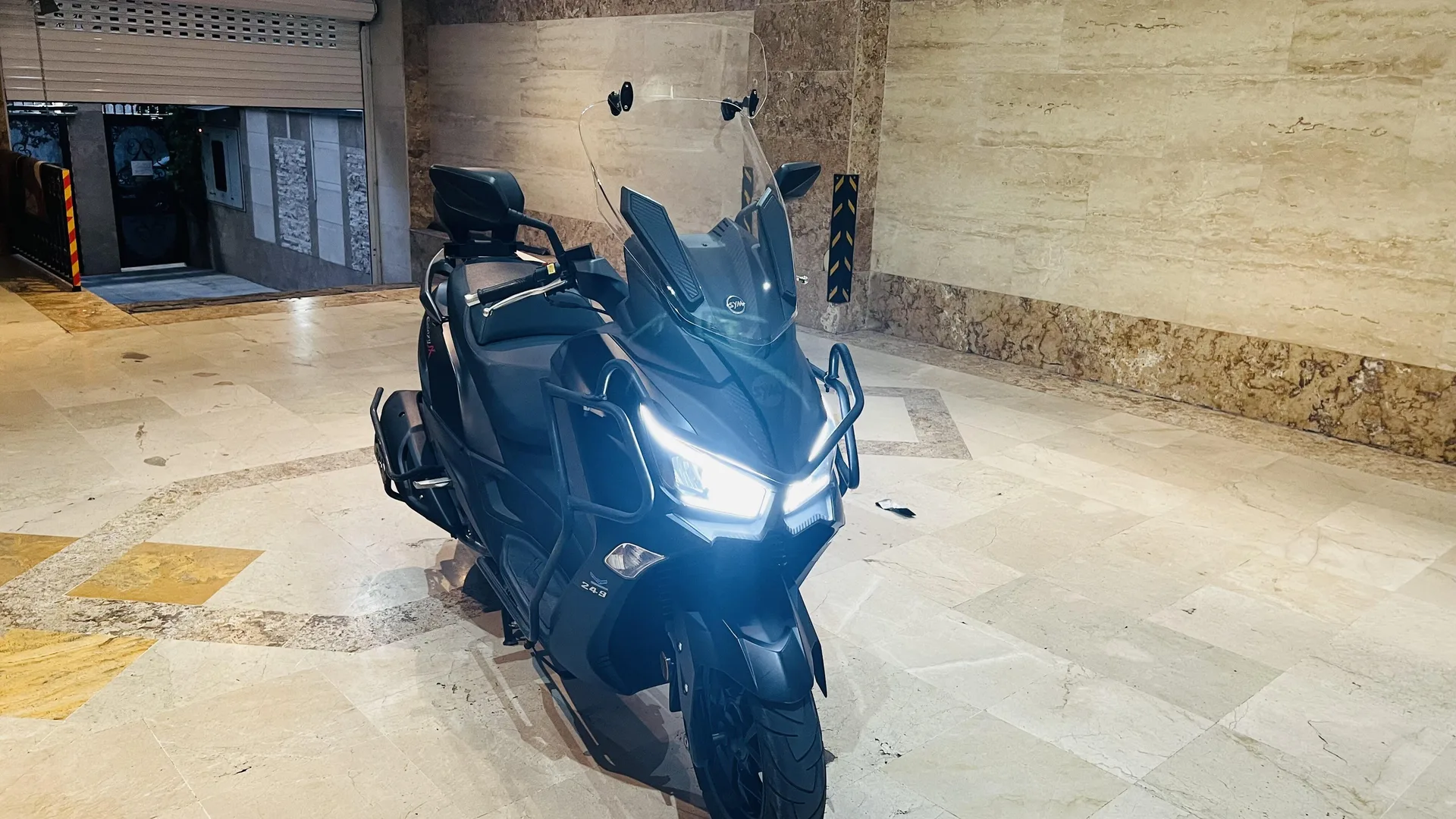 اس وای ام گلکسی JX 250