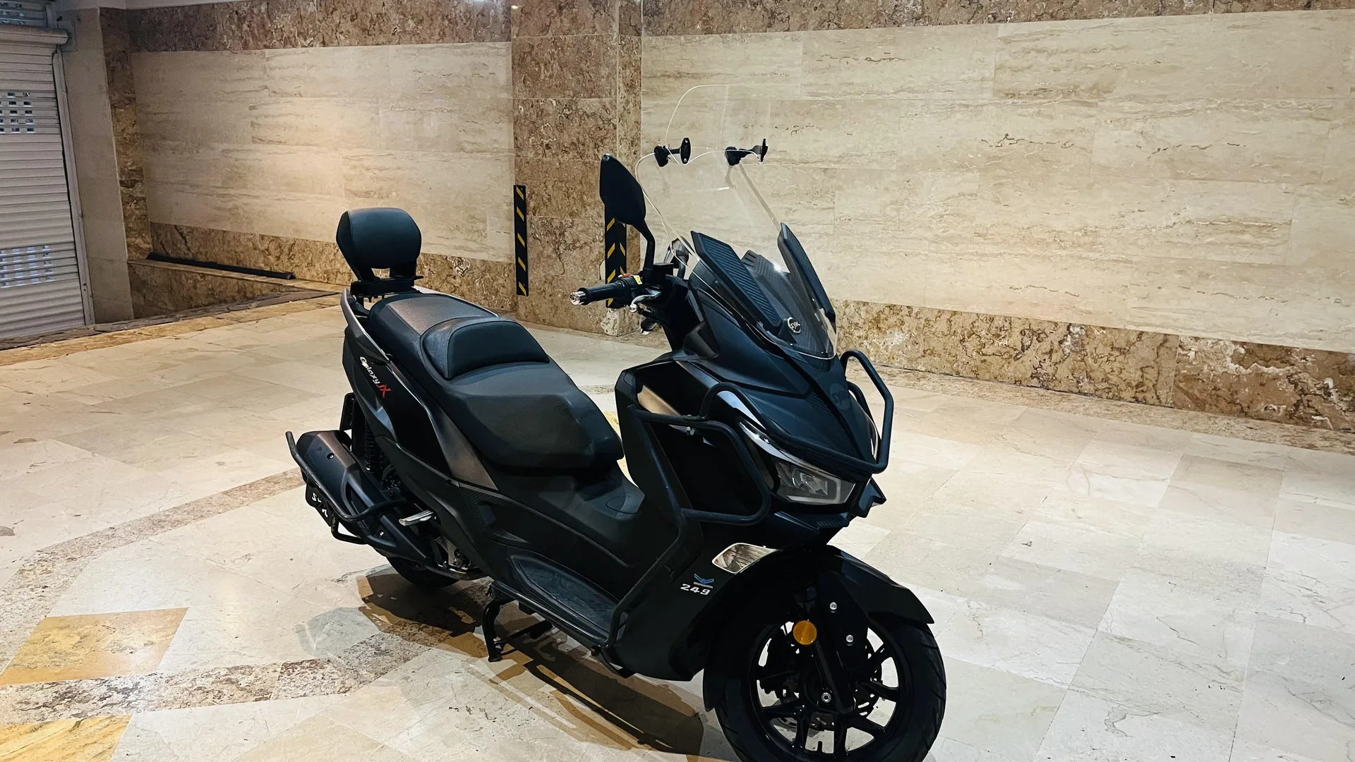 اس وای ام  گلکسی JX 250 3