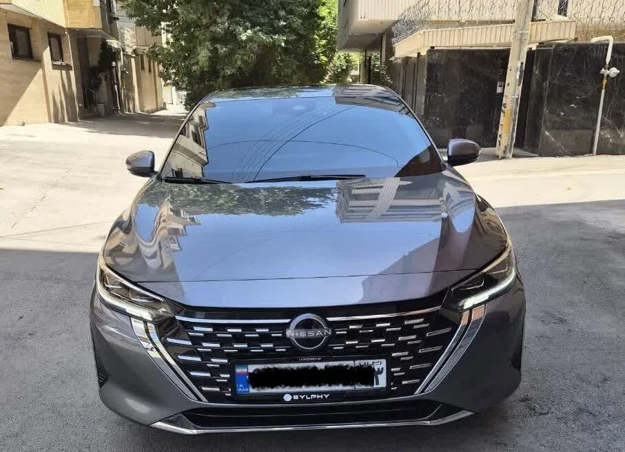 نیسان  سیلفی e-POWER 2