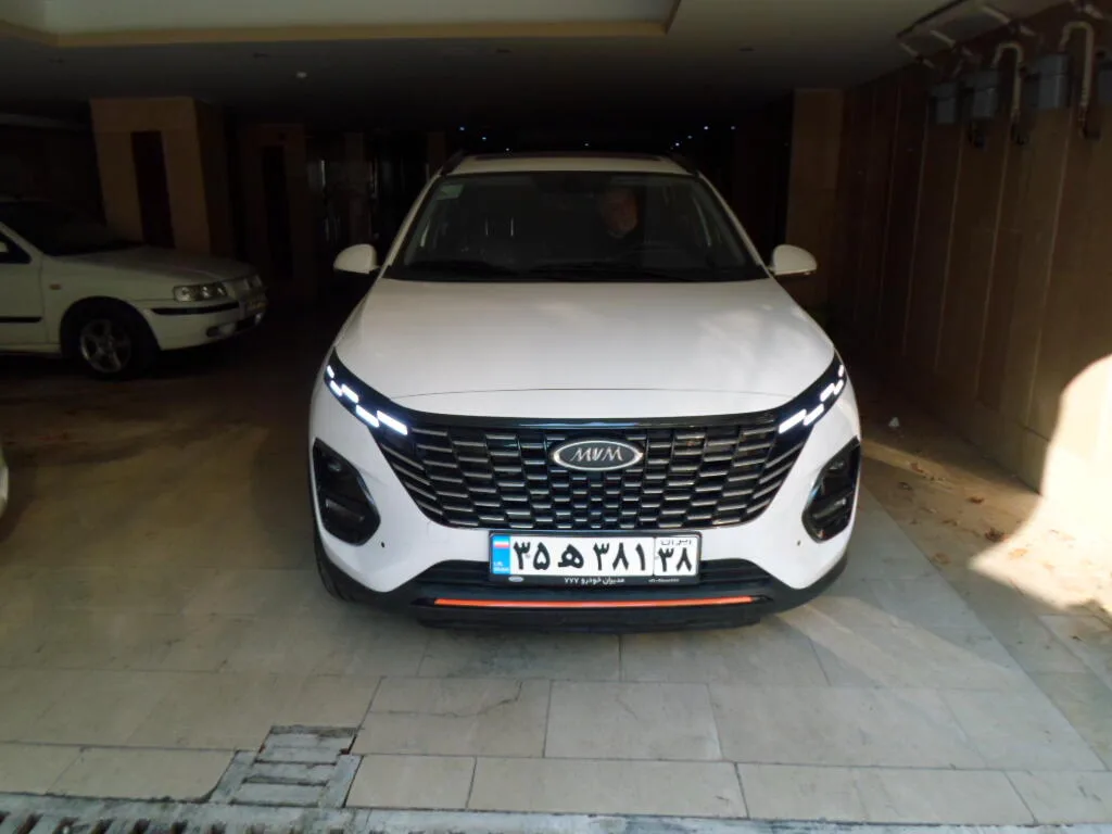 ام وی ام  X33 کراس