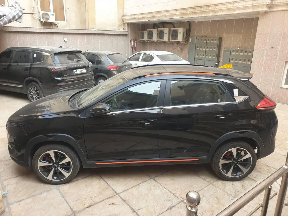 ام وی ام  X33 کراس 4