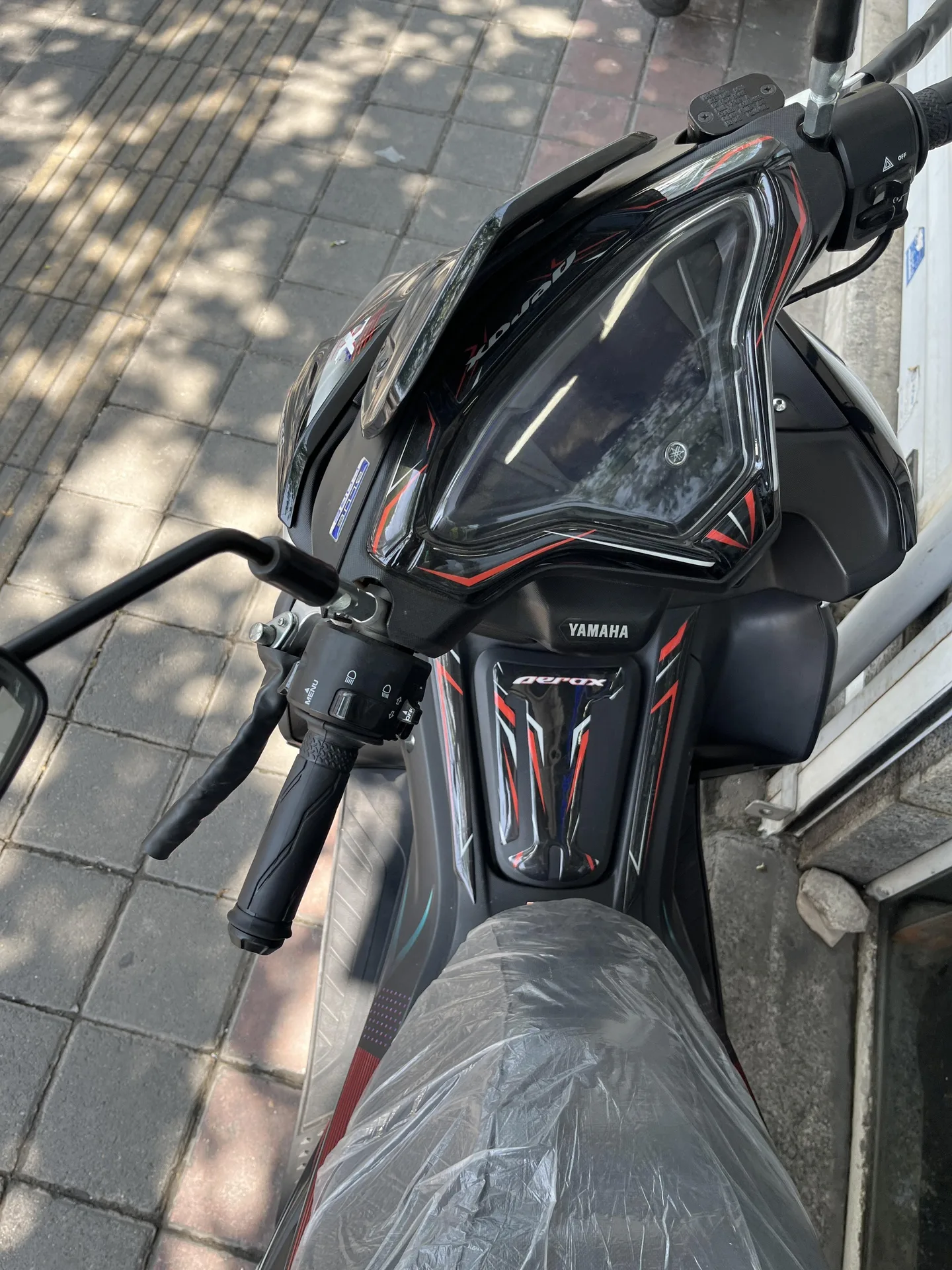 یاماها  AEROX 155 4