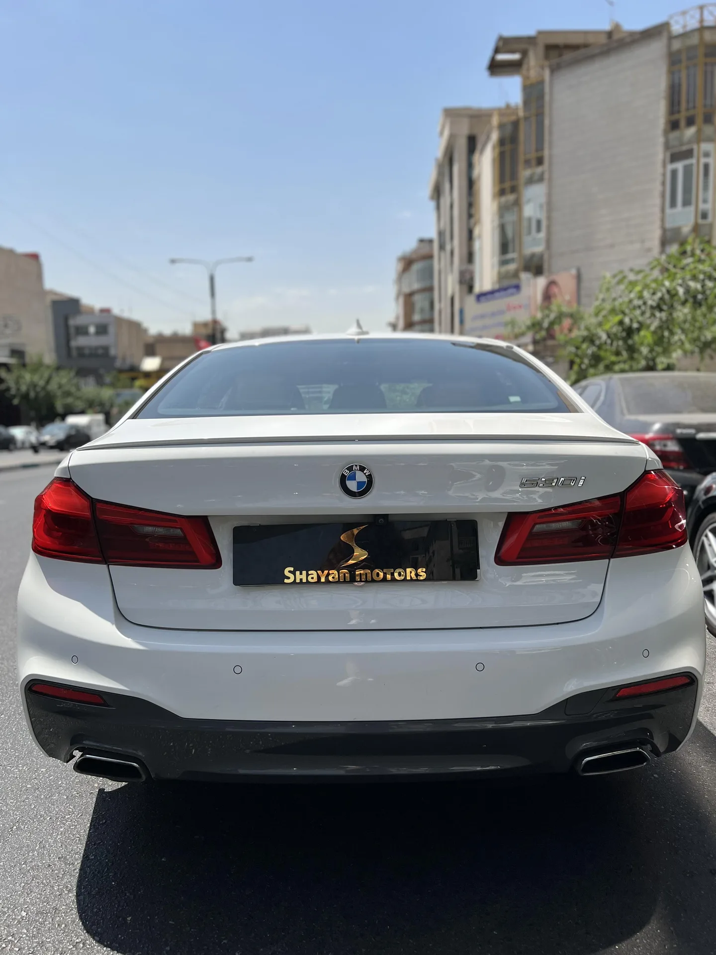 ب ام و  سری 5 سدان 9
