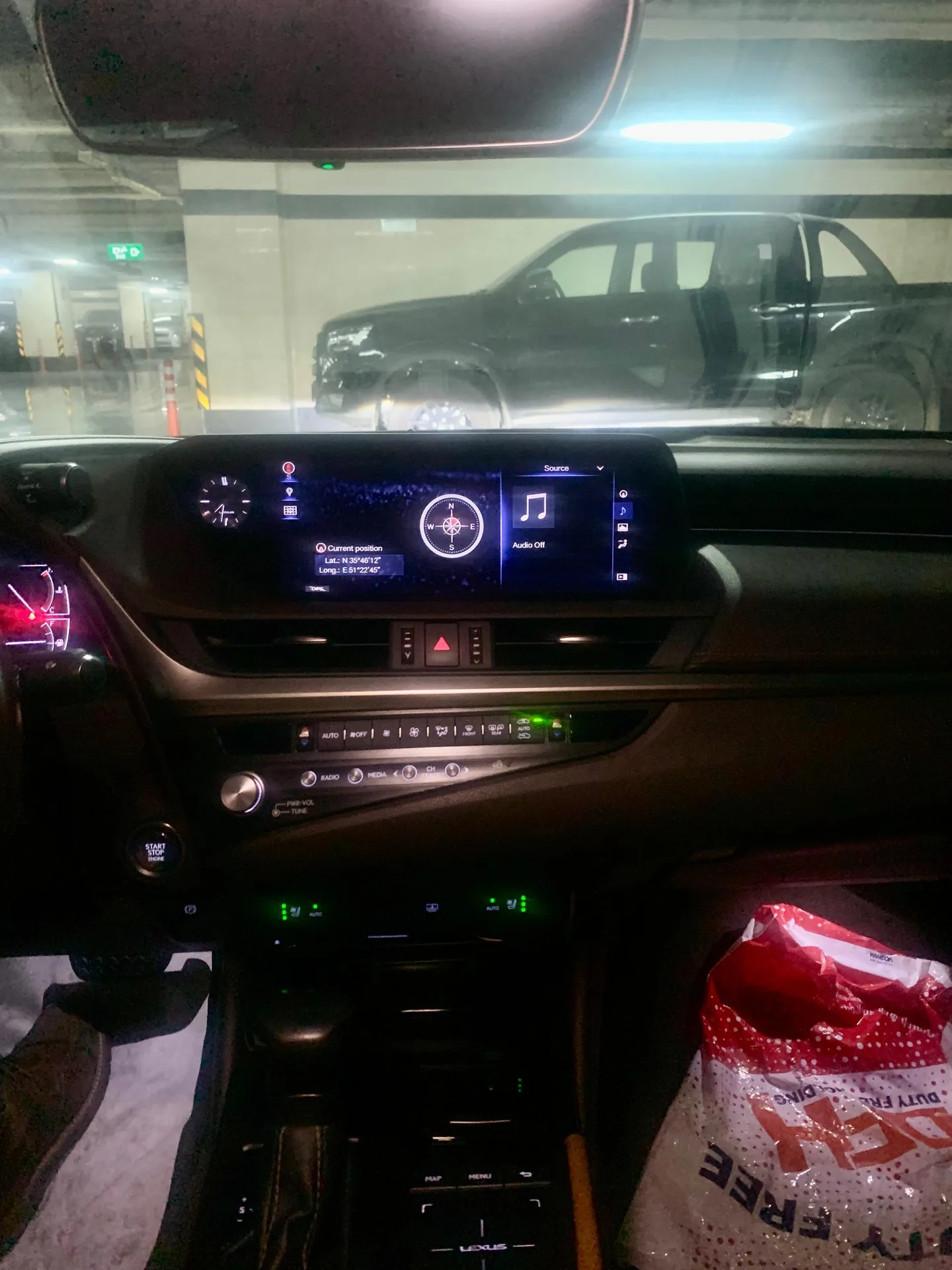 لکسوس  LS 5
