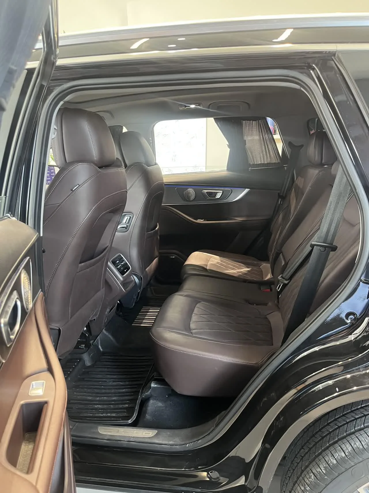 فونیکس  تیگو 8 پرو هیبرید (F8 PRO PHEV) 3