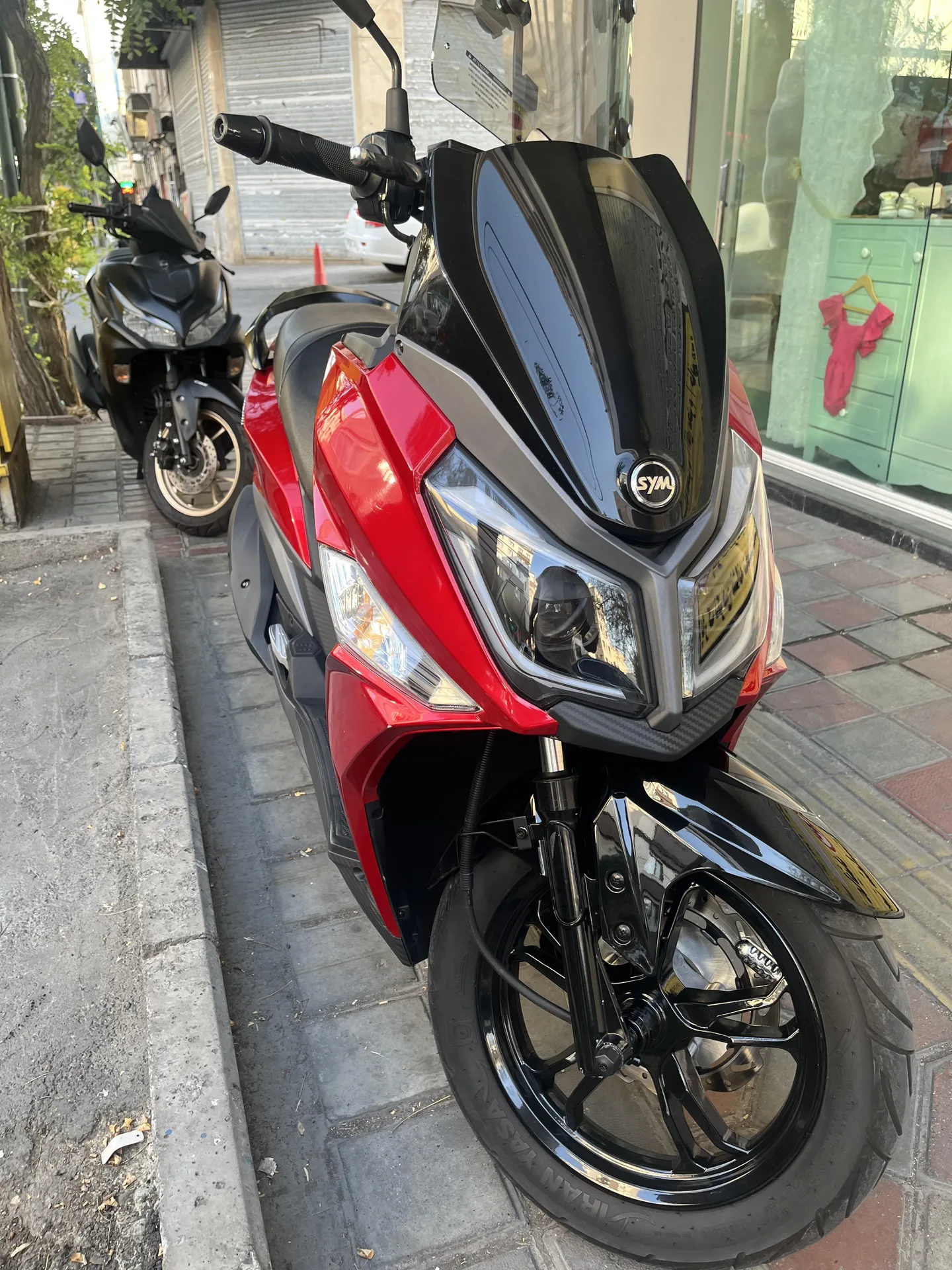 اس وای ام  گلکسی J 200 2