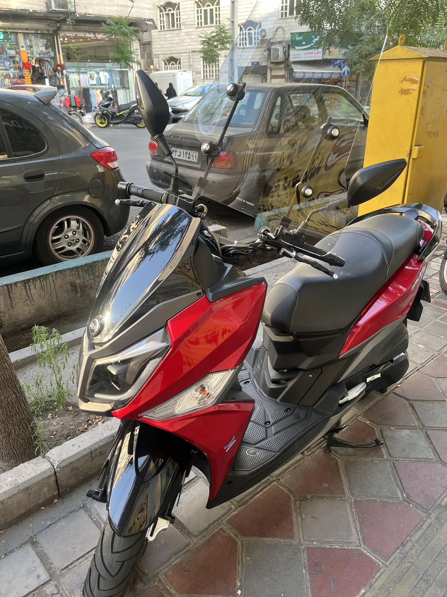 اس وای ام  گلکسی J 200 3
