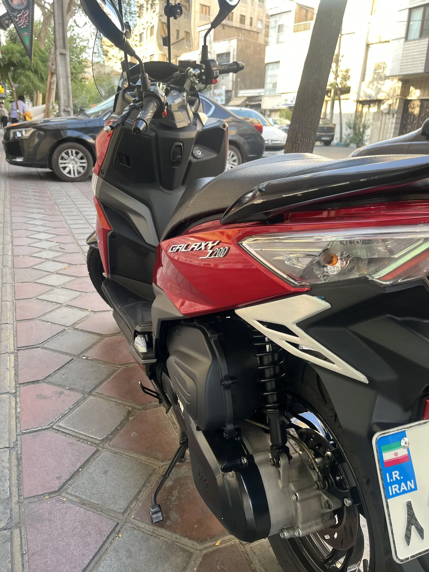 اس وای ام  گلکسی J 200 4