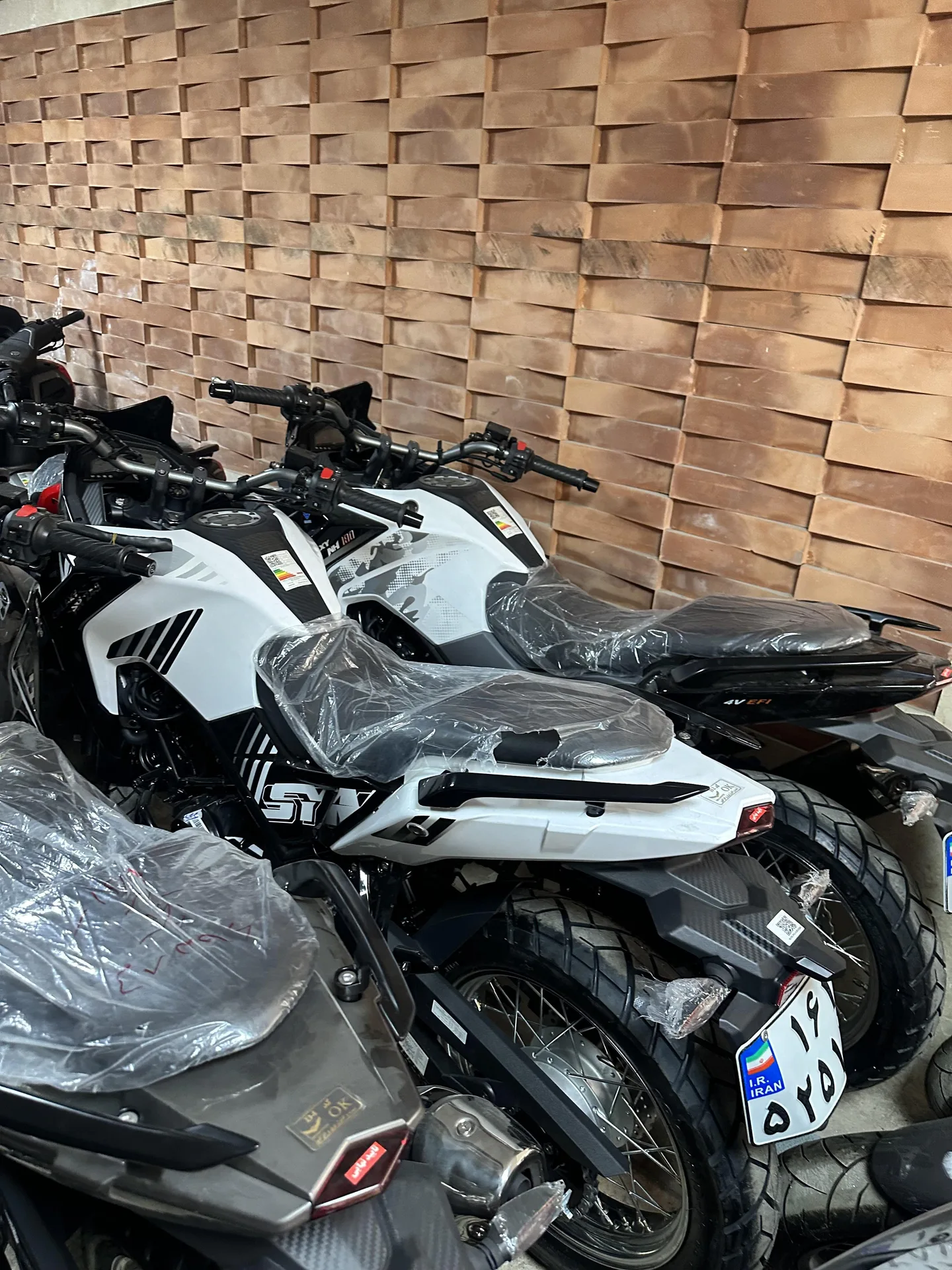 اس وای ام  گلکسی NH 250 8