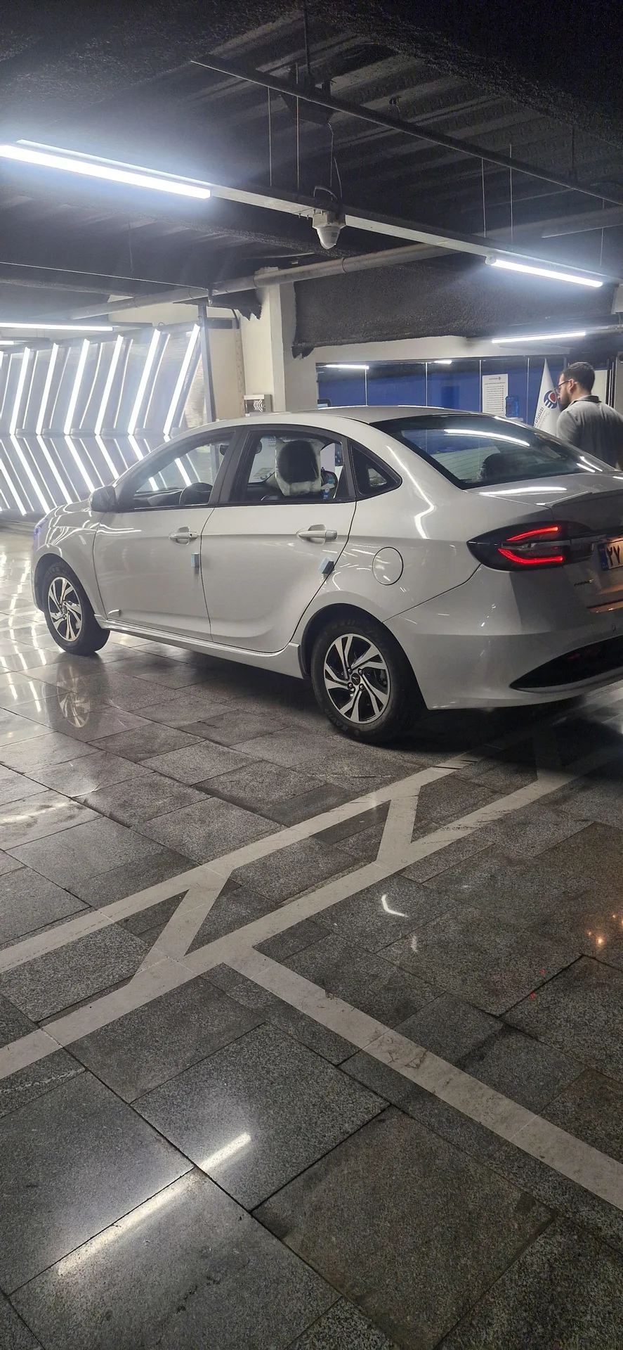 کی ام سی ایگل