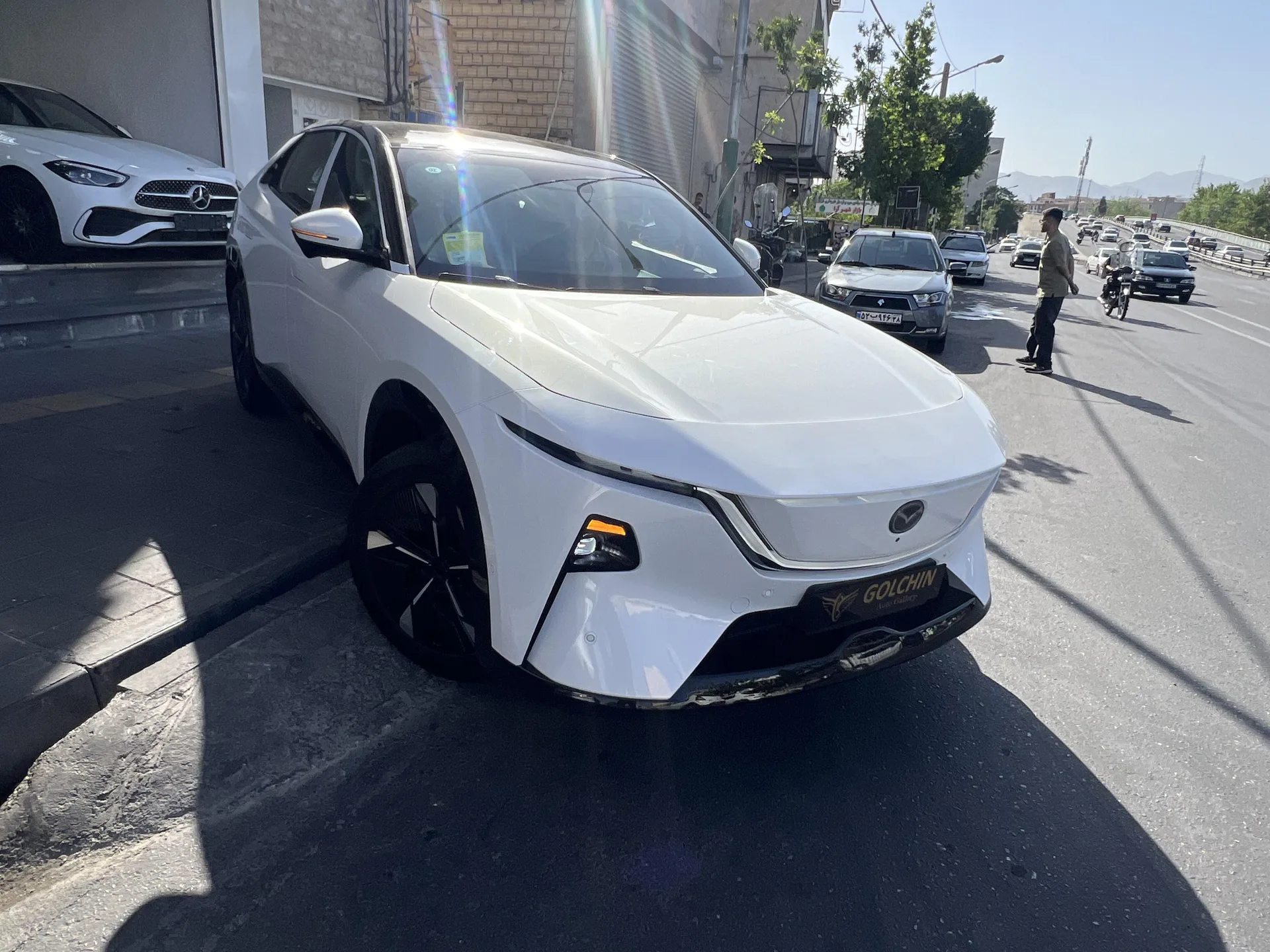 مزدا  EZ60 EREV 12