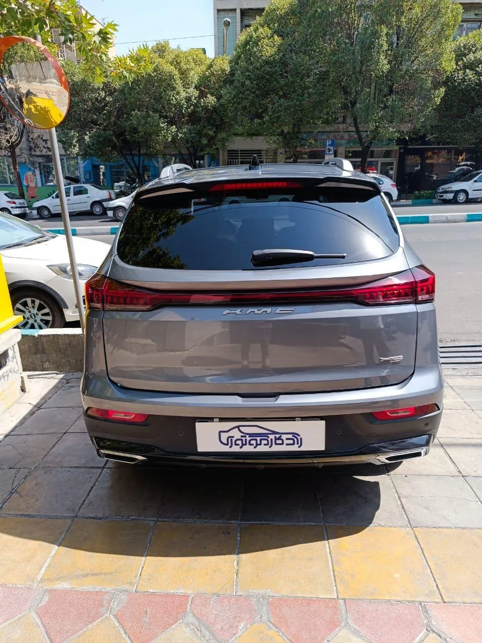 کی ام سی  X5 2