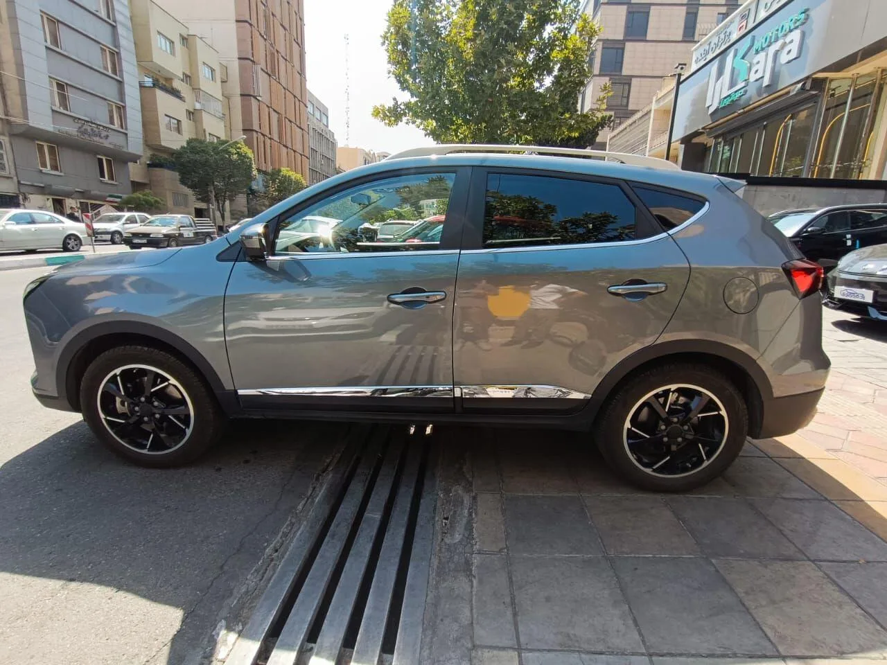 کی ام سی  X5 4