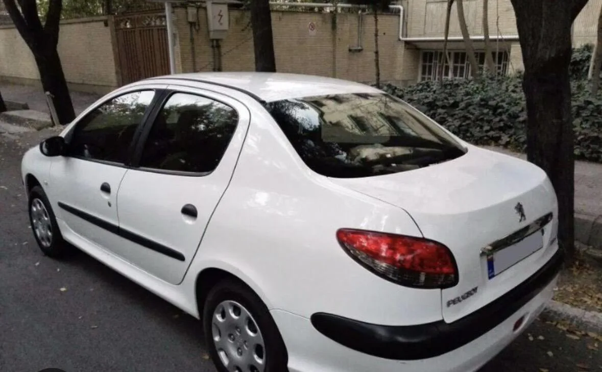 پژو 206 SD