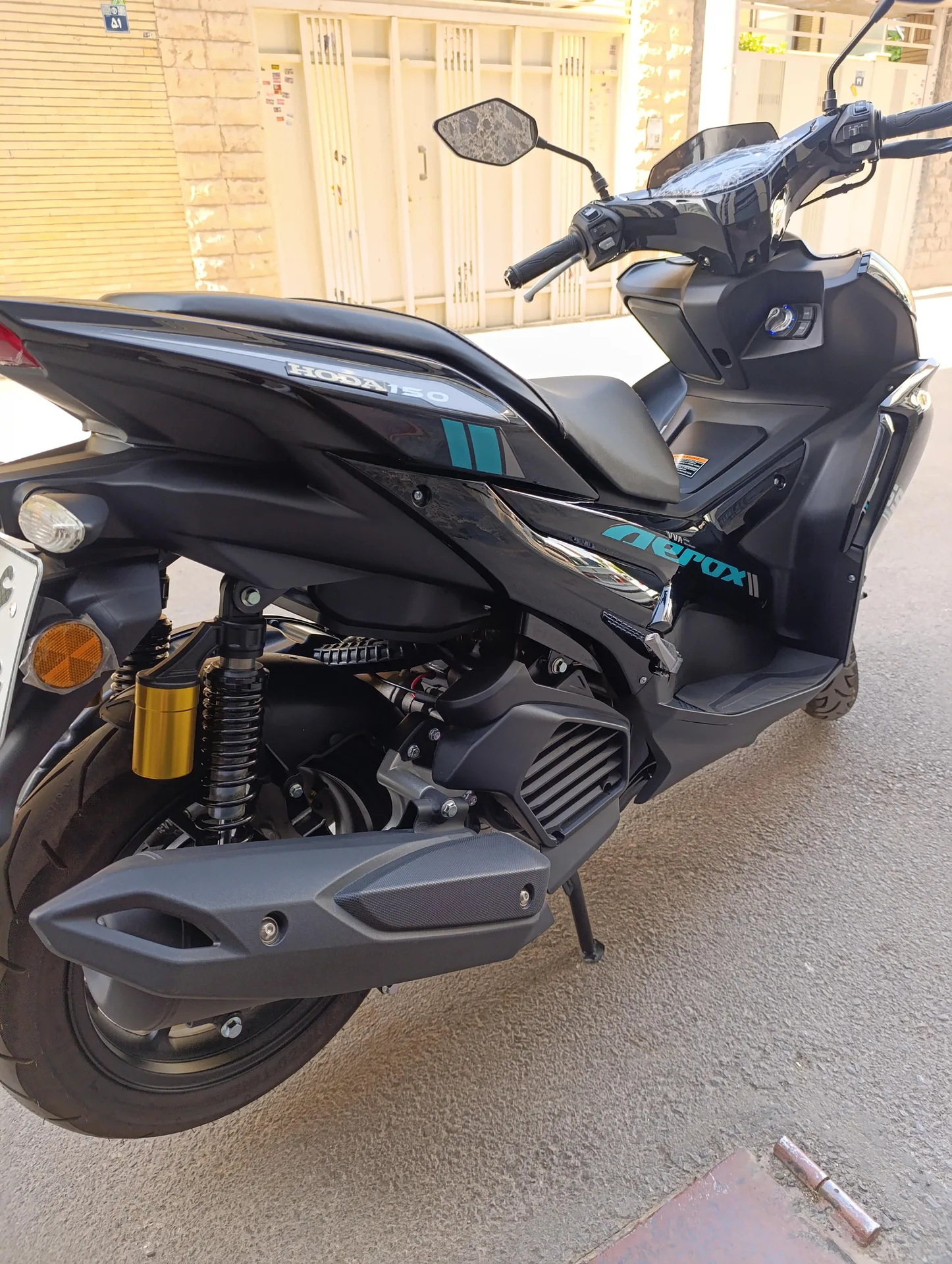 سالار گستر  طرح ایروکس 150 2