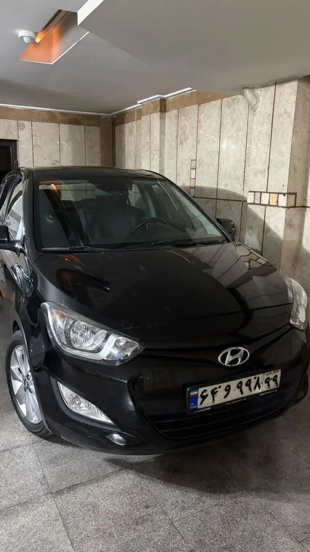هیوندای i20