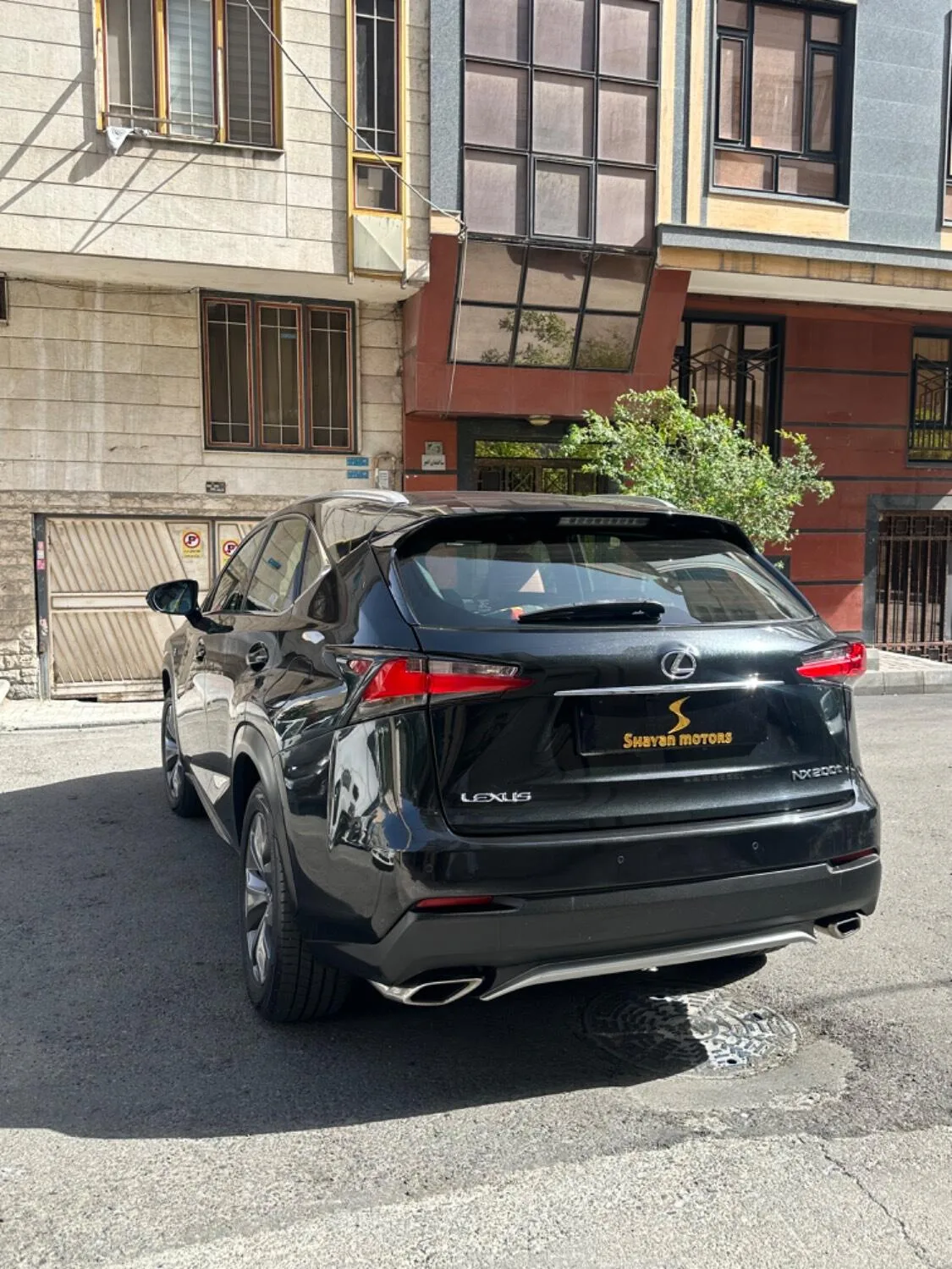 لکسوس  NX 2
