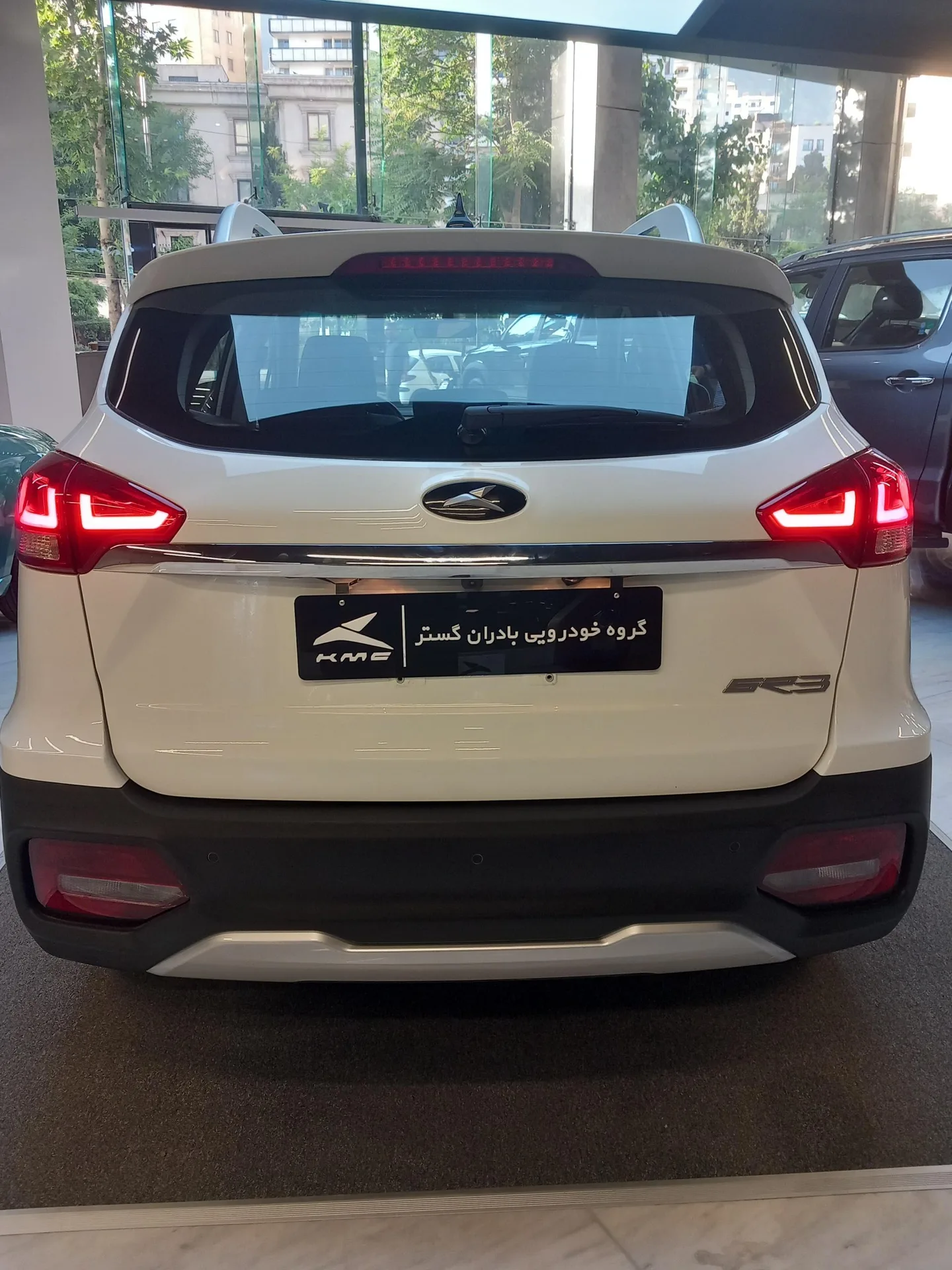 کی ام سی  SR3 4