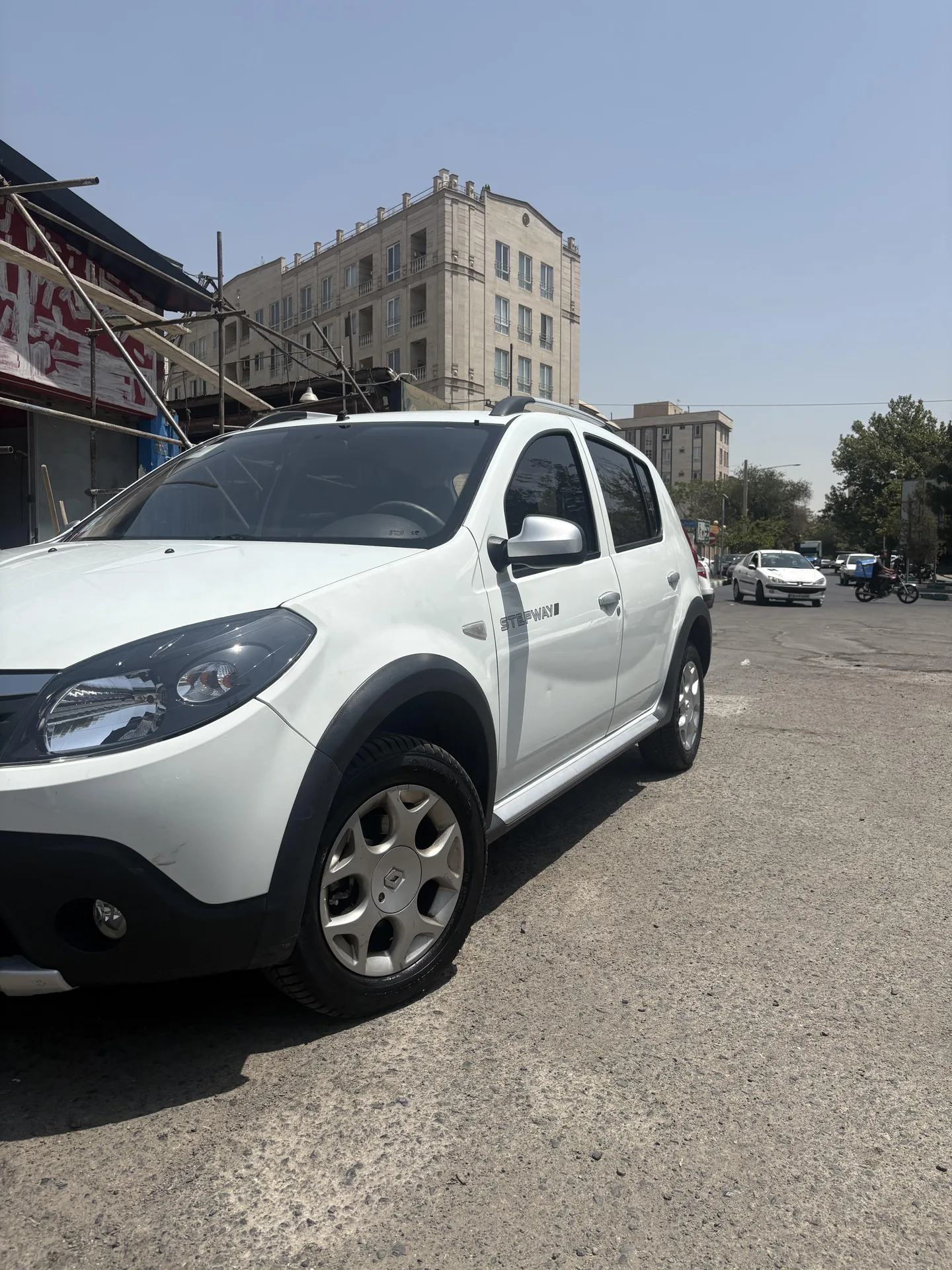 رنو  ساندرو استپ وی 3