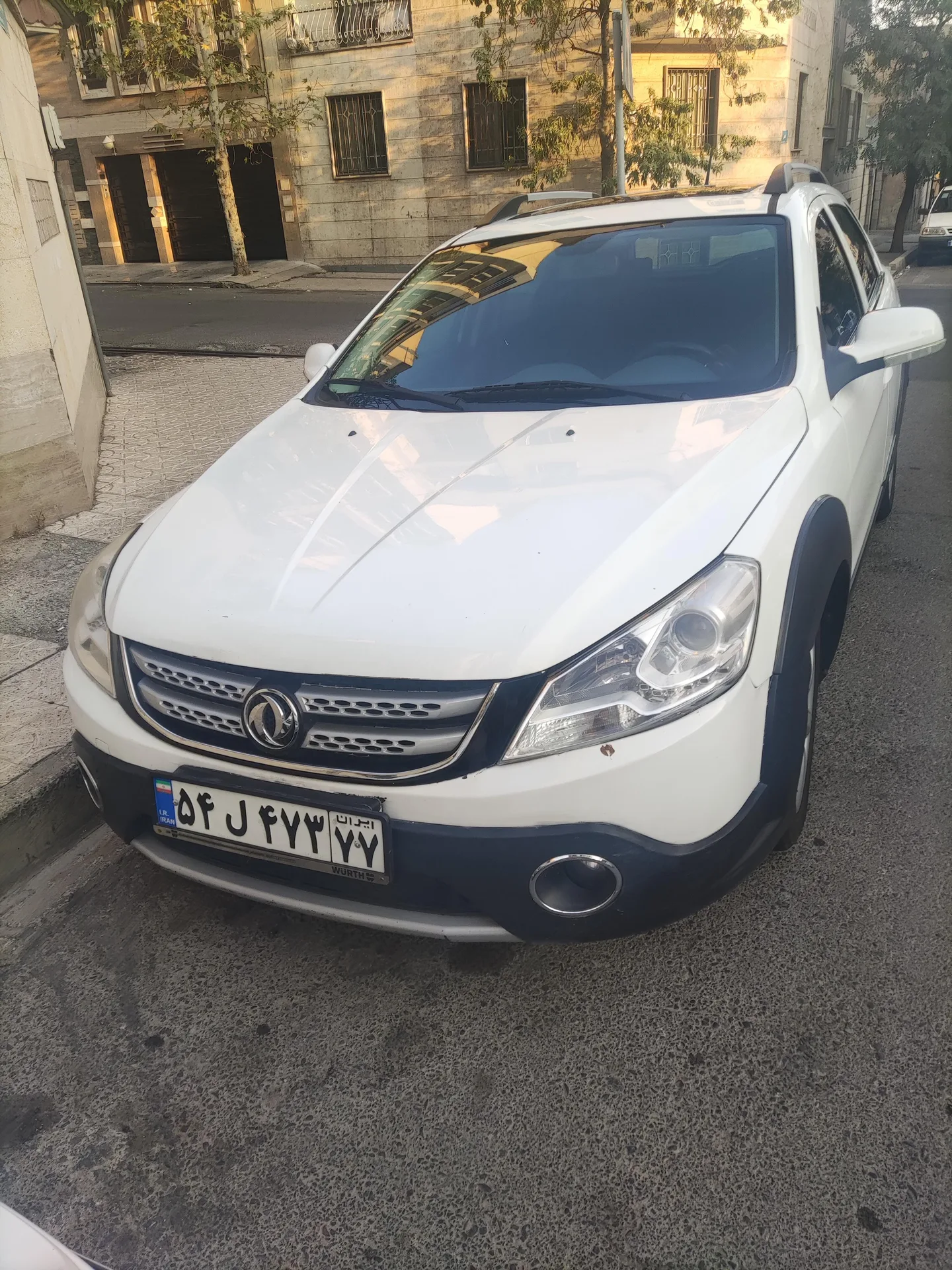 دانگ فنگ  H30 کراس 4