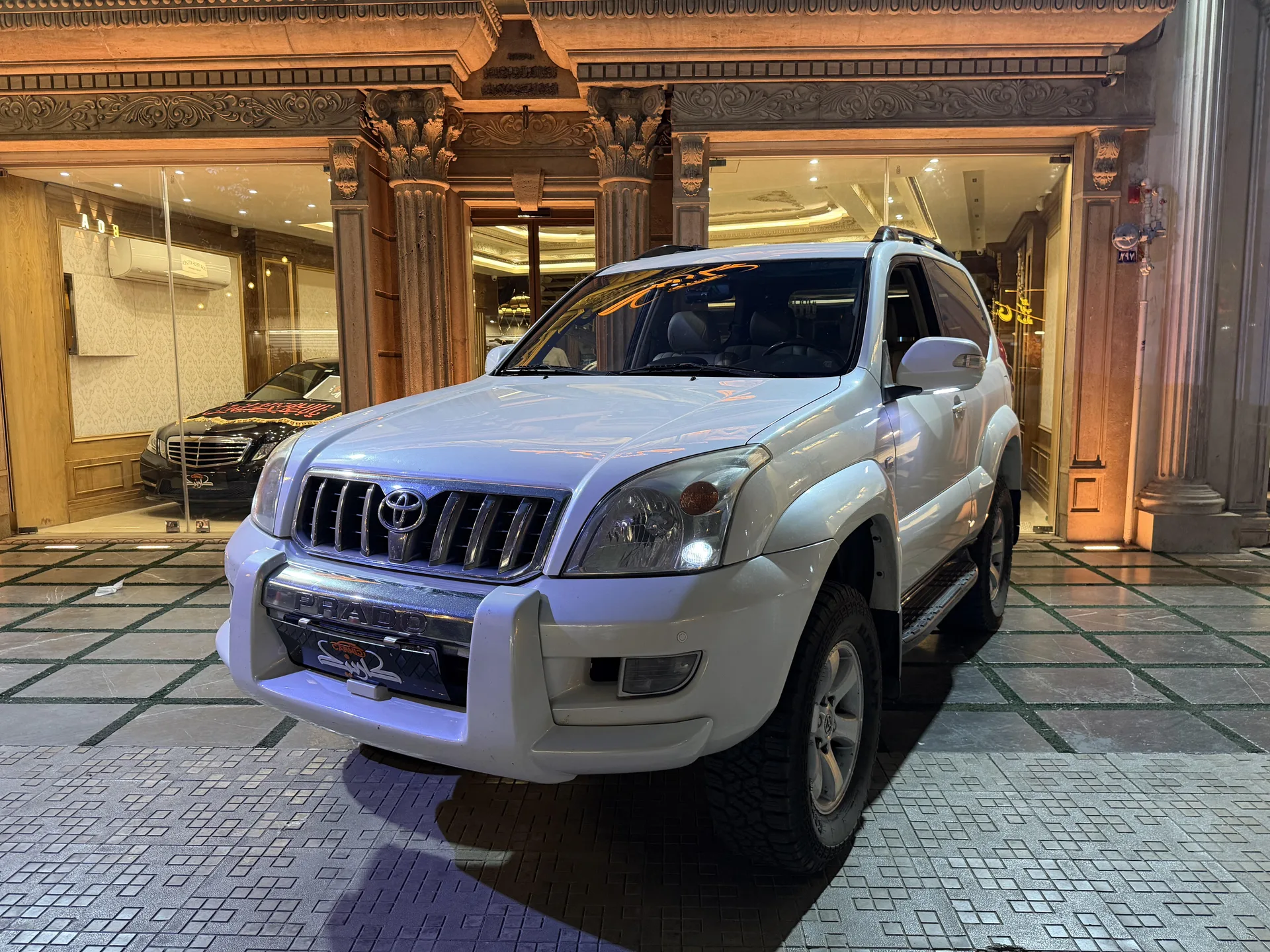 تویوتا  پرادو دو در 2