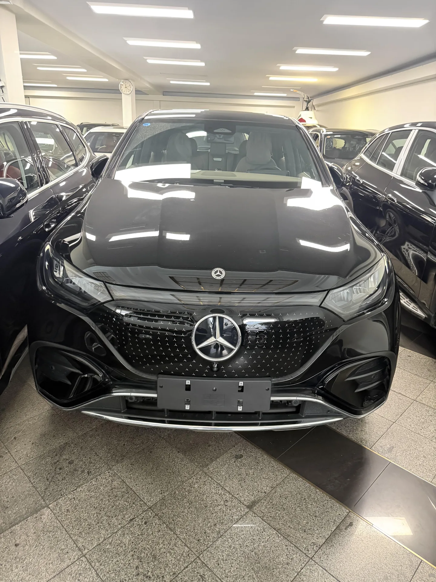 بنز EQE SUV