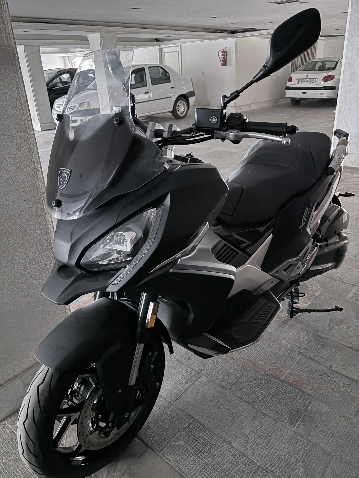 پژو XP 400