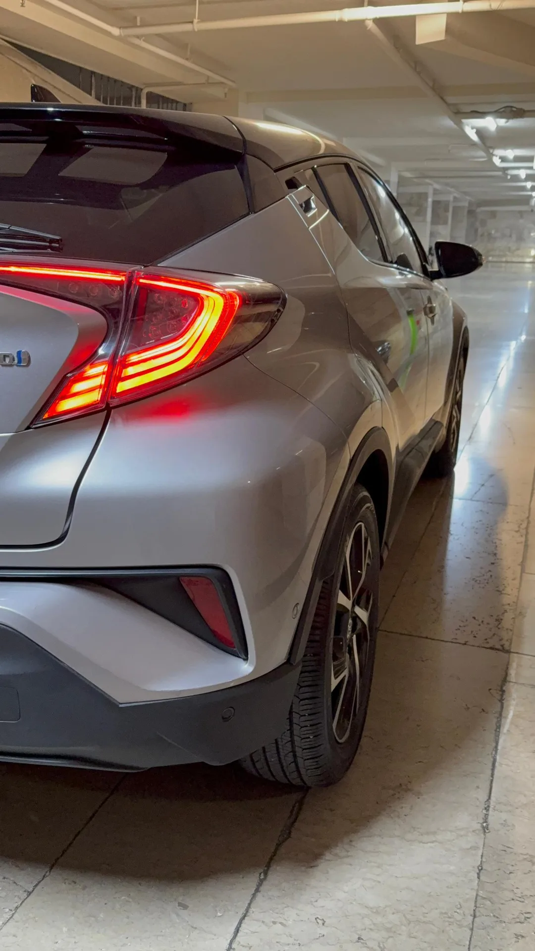تویوتا  C-HR هیبرید 3